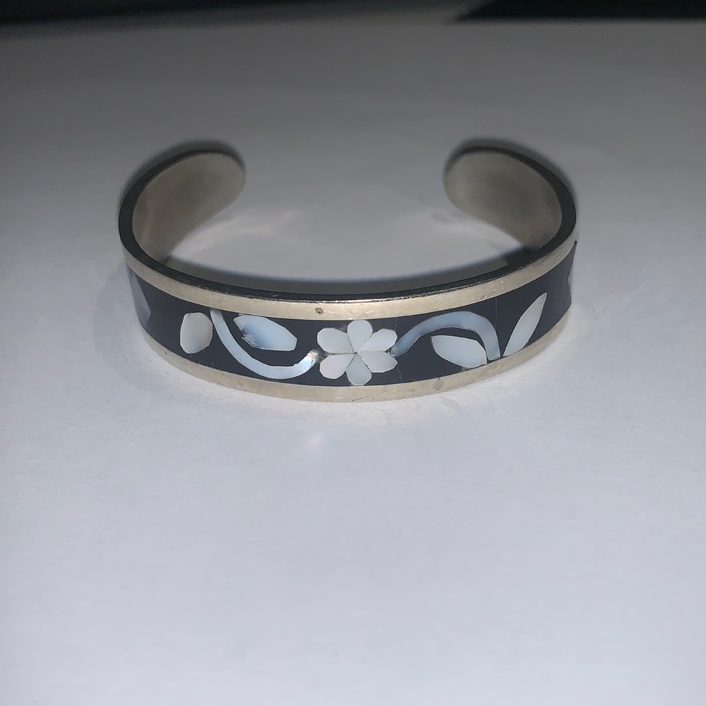 Vintage Floral Bangle Bracelet made in Mexico